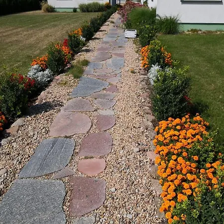 Letnisko Nad Jeziorem Holiday home Skulsk